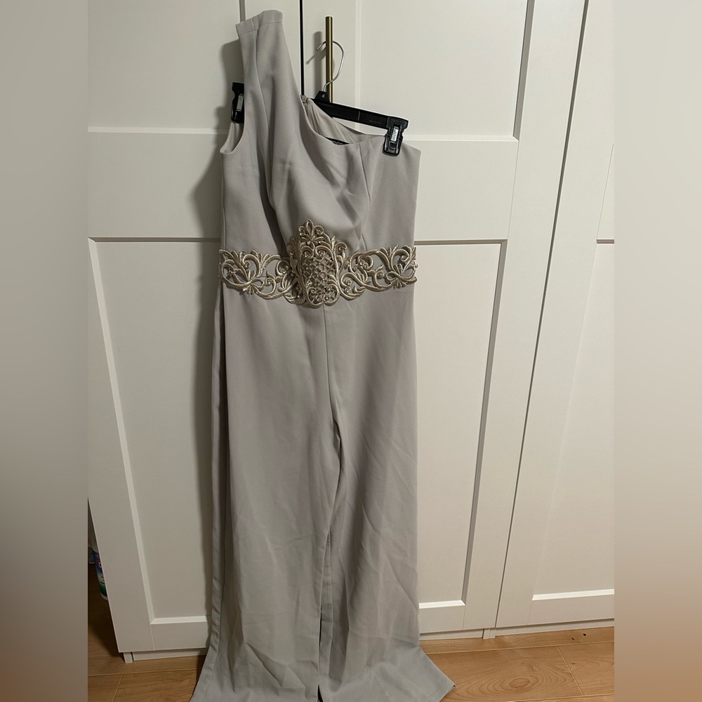 Elegant jumpsuit